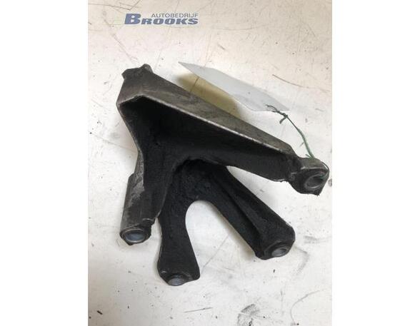 Engine Mount Bracket AUDI A4 Avant (8E5, B6), AUDI A4 Avant (8ED, B7)