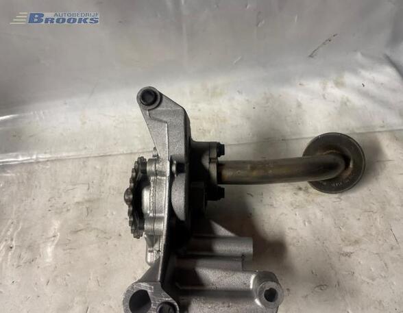 Oil Pump VW GOLF V (1K1)