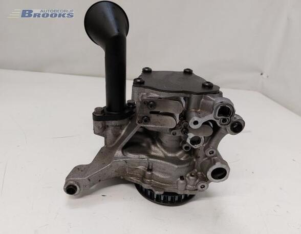 Oil Pump SKODA SUPERB III Estate (3V5)