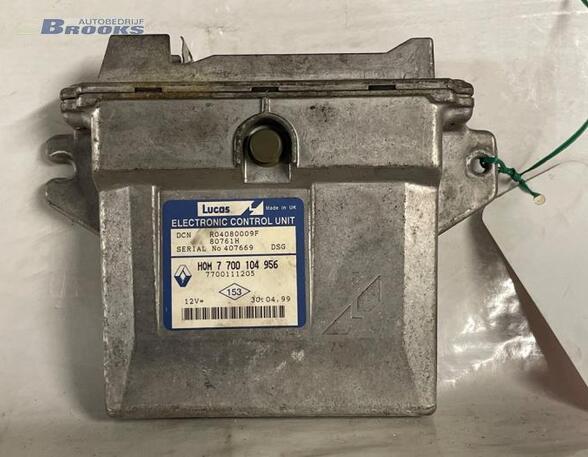 Control unit for engine RENAULT CLIO II (BB_, CB_)