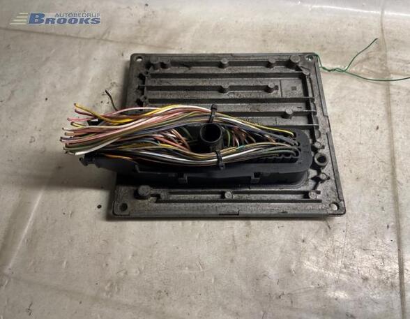 Control unit for engine FORD FIESTA V (JH_, JD_)