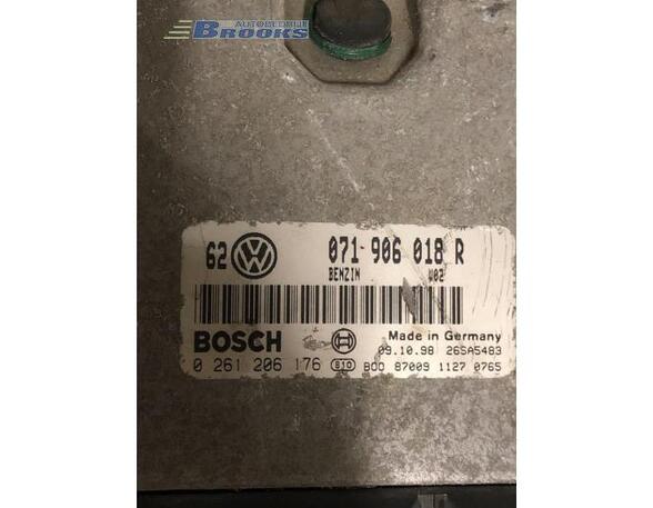 Control unit for engine VW BORA (1J2)