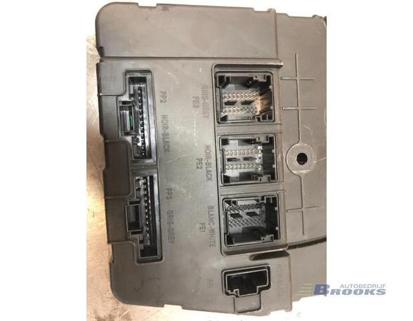 Control unit for engine RENAULT SCÉNIC II (JM0/1_)