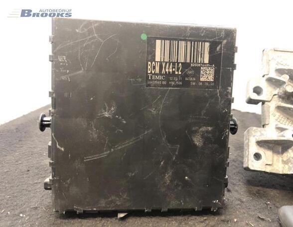 Control unit for engine RENAULT TWINGO II (CN0_)