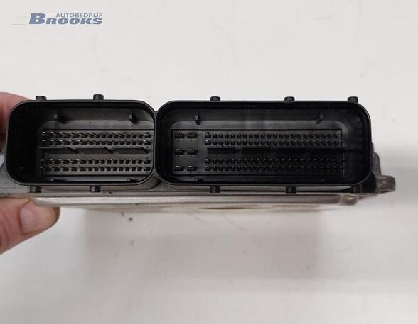 Control unit for engine VW GOLF VII (5G1, BQ1, BE1, BE2)