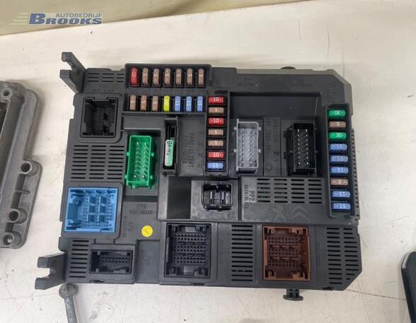 Control unit for engine PEUGEOT 208 I (CA_, CC_)