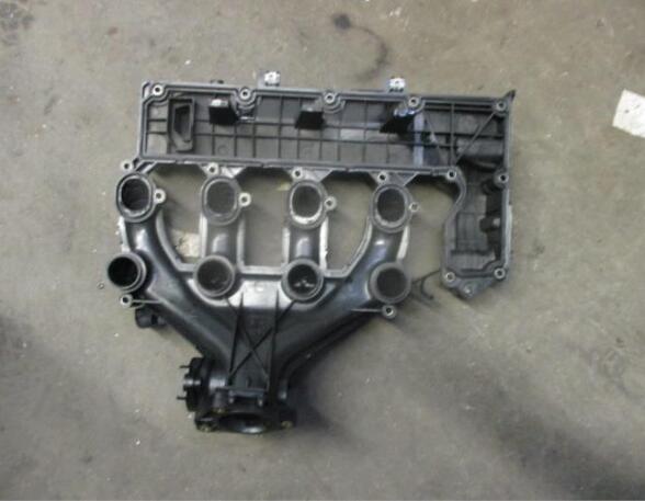 Cylinder Head Cover VOLVO V70 III (135)