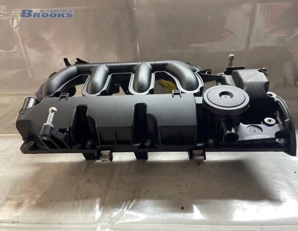 Cylinder Head Cover VOLVO V70 III (135)