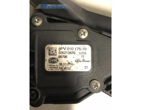 Throttle Position Sensor FIAT BRAVO II (198_)