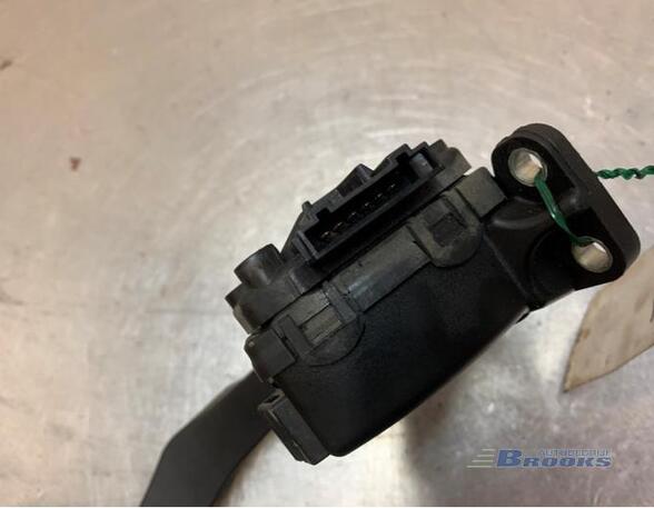 Throttle Position Sensor VW TRANSPORTER V Van (7HA, 7HH, 7EA, 7EH)