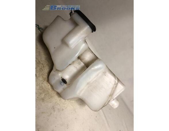 Washer Fluid Tank (Bottle) RENAULT CLIO II (BB_, CB_), RENAULT CLIO III (BR0/1, CR0/1), RENAULT THALIA I (LB_)