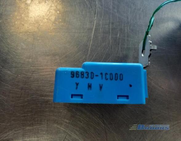 Wash Wipe Interval Relay HYUNDAI GETZ (TB)