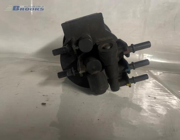 Fuel filter housing RENAULT LAGUNA II Grandtour (KG0/1_)