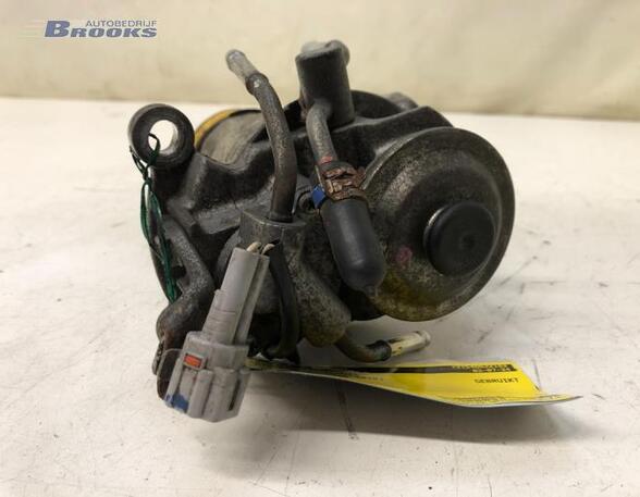 Fuel filter housing TOYOTA VERSO (_R2_)