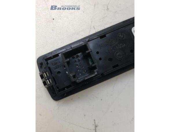 Switch BMW i3 (I01)