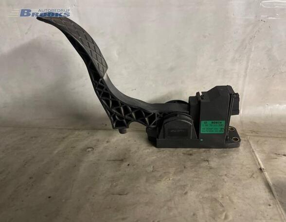 Accelerator pedal VW POLO (9N_)