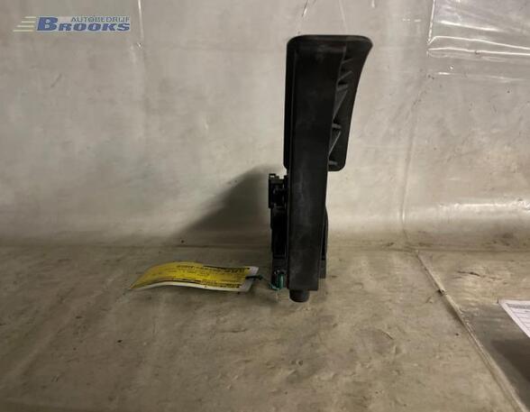 Accelerator pedal VW POLO (9N_)