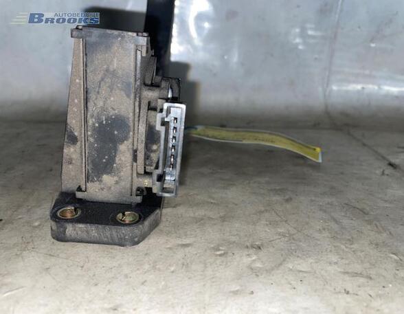 Accelerator pedal VW POLO (9N_)