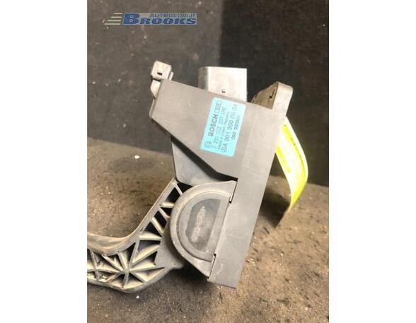 Accelerator pedal MERCEDES-BENZ SPRINTER 2-t Bus (901, 902), MERCEDES-BENZ SPRINTER 3-t Bus (903)