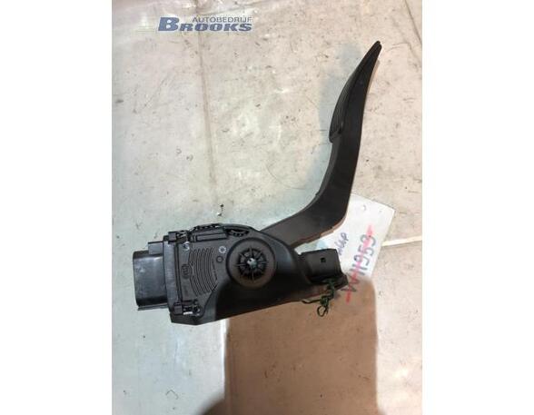 Accelerator pedal FORD FIESTA VI (CB1, CCN)