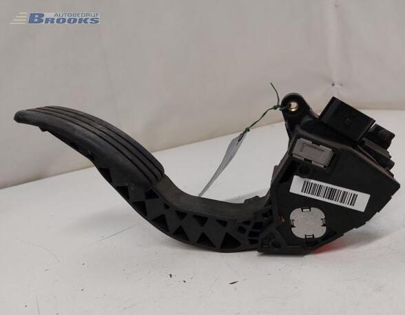 Accelerator pedal OPEL VIVARO B Van (X82)