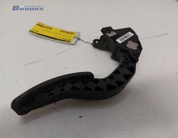 Accelerator pedal OPEL VIVARO B Van (X82)