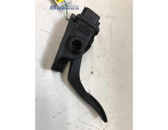 Accelerator pedal FORD FIESTA VI (CB1, CCN)