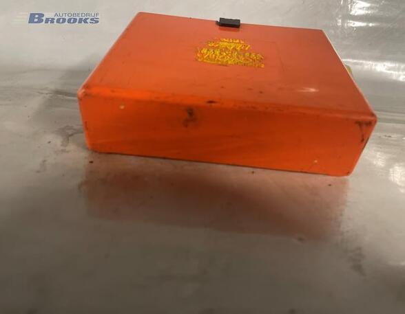 Control unit central electric (BCM) TOYOTA MR2 III (ZZW3_)