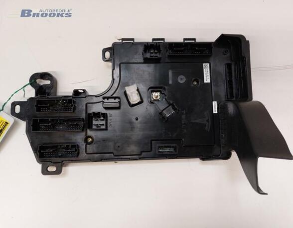 Control unit central electric (BCM) TESLA MODEL 3 (5YJ3)