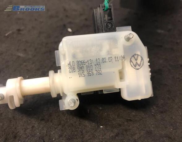 Stellmotor Tankklappe VW Golf Plus 5M 5M0810773 P15967587