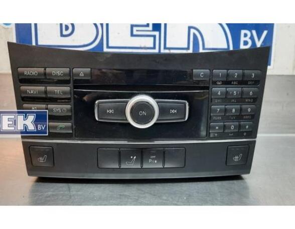 Radio Mercedes-Benz E-Klasse W212 A2129065500 P20610656