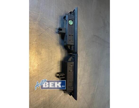 Kennzeichenleuchte mitte Audi A4 8W, B9 8W6943021 P15634011