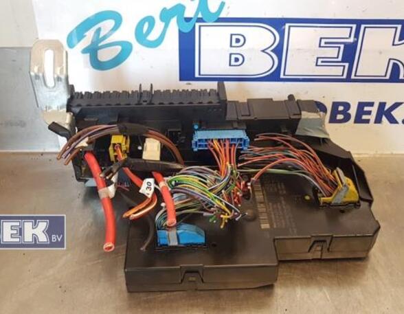 Fuse Box MERCEDES-BENZ E-Klasse (W212)