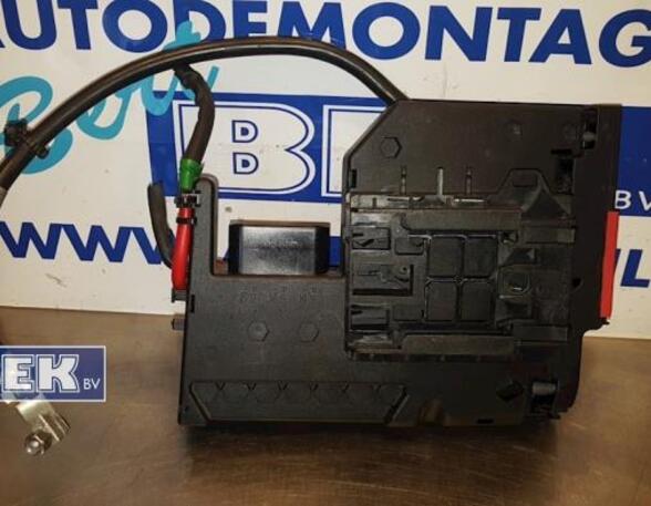 Fuse Box MERCEDES-BENZ C-Klasse (W204)