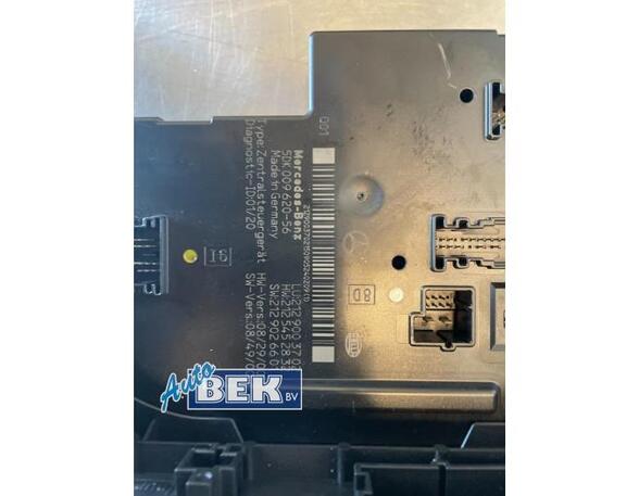 Fuse Box MERCEDES-BENZ E-Klasse (W212)