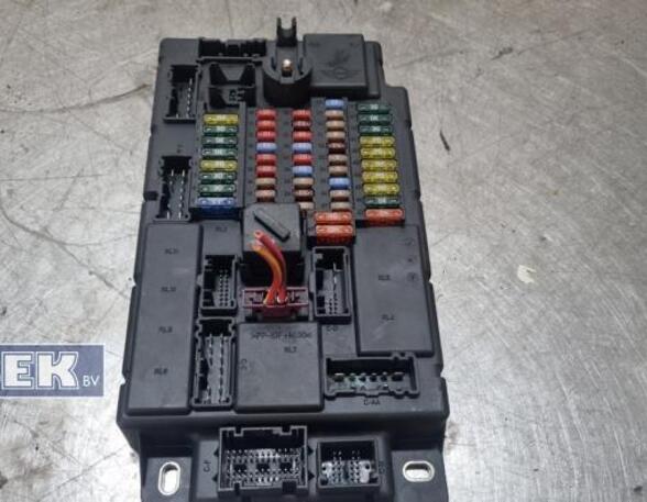 Fuse Box MINI MINI (R56)