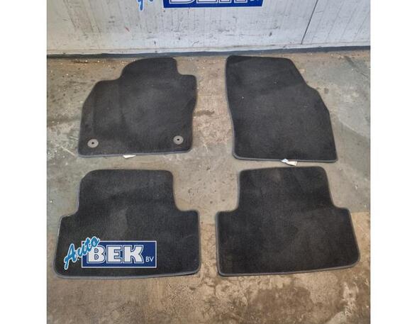 Floor mat (Carpet Mat) SEAT IBIZA V (KJ1, KJG)