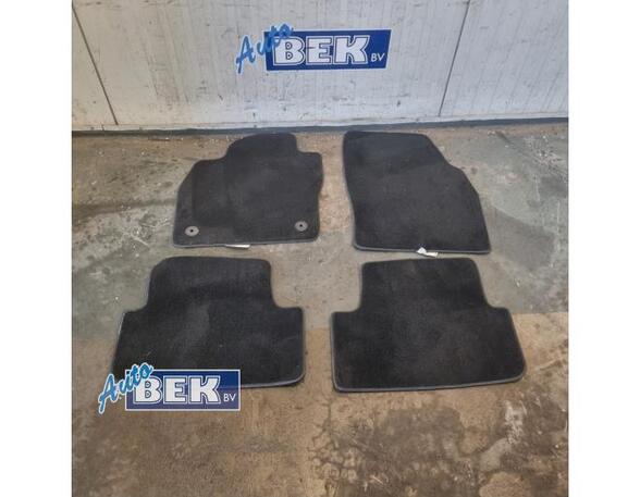 Floor mat (Carpet Mat) SEAT IBIZA V (KJ1, KJG)