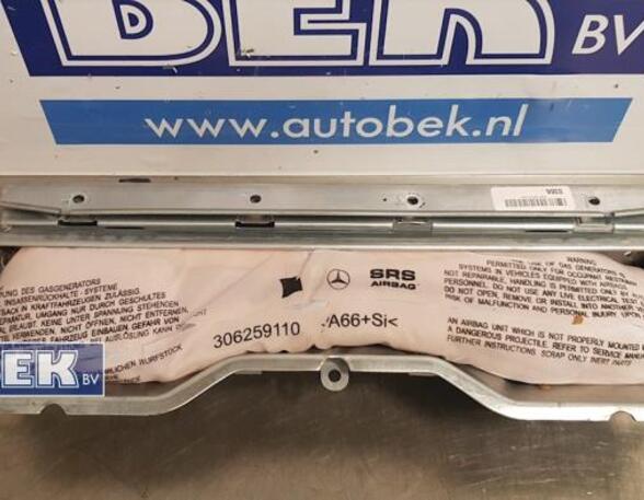 Airbag Knie Mercedes-Benz C-Klasse W204 306026999AR P12484152