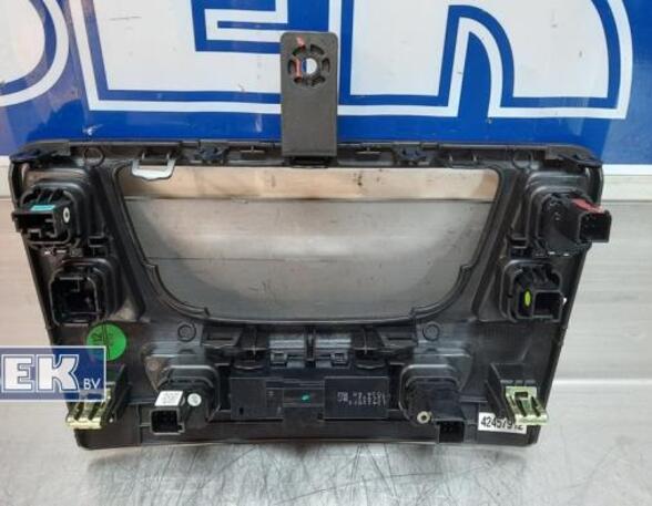 Schalter für Warnblinker Tesla Model 3 5YJ3 42457912 P19008300