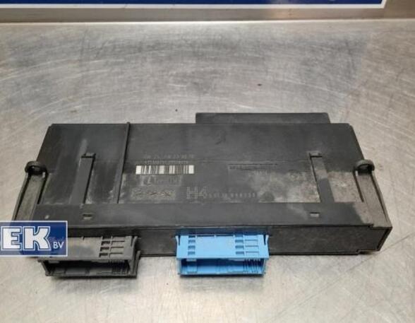 Control unit for door drawing support BMW 3er Touring (E91)