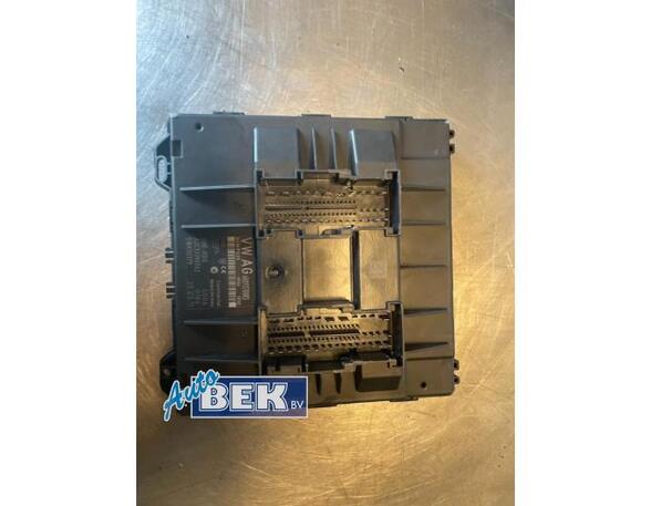 Control unit for door drawing support SEAT Ibiza IV Sportcoupe (6J1, 6P5)