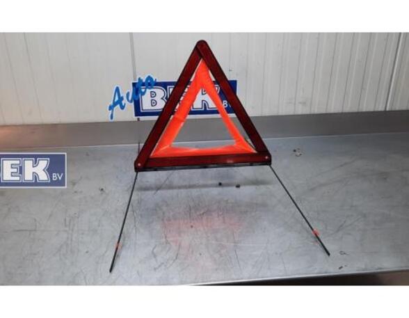 Warning Triangle VW Golf VII (5G1, BE1, BE2, BQ1)