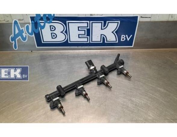 Fuel Distributor VW Golf VII (5G1, BE1, BE2, BQ1)