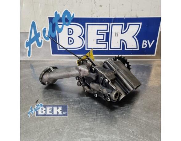 Oil Pump MERCEDES-BENZ A-CLASS (W176)