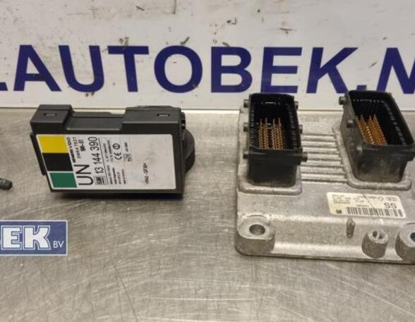 Control unit for engine OPEL CORSA C (X01)