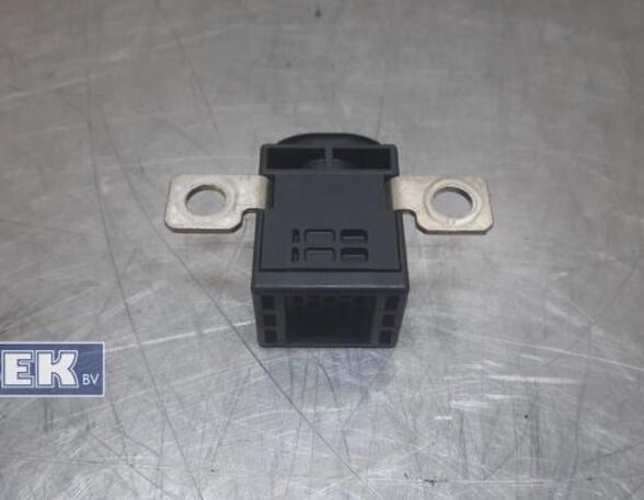 Wash Wipe Interval Relay VW Touareg (7L6, 7L7, 7LA)