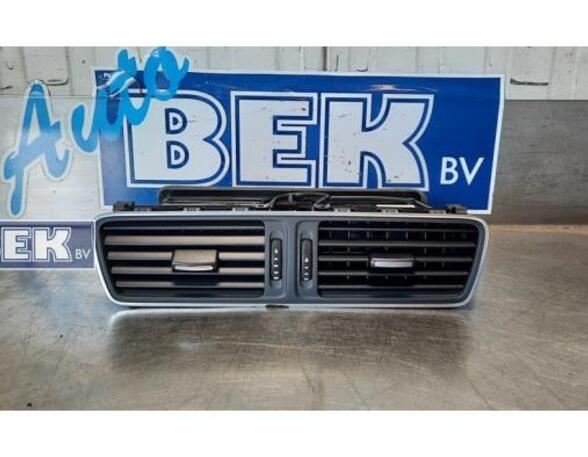 Dashboard ventilation grille VW CC (358)