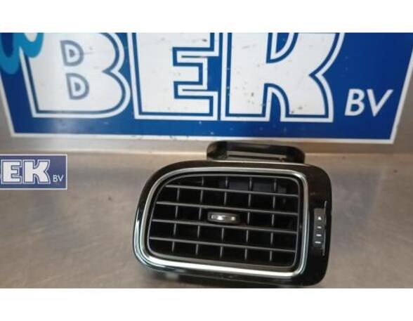 Dashboard ventilation grille VW Polo Stufenheck (9A2, 9A4, 9A6, 9N2)