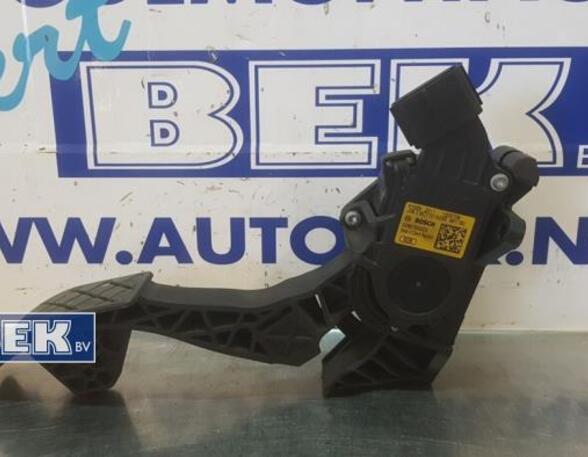 Accelerator pedal VW Polo (6C1, 6R1)